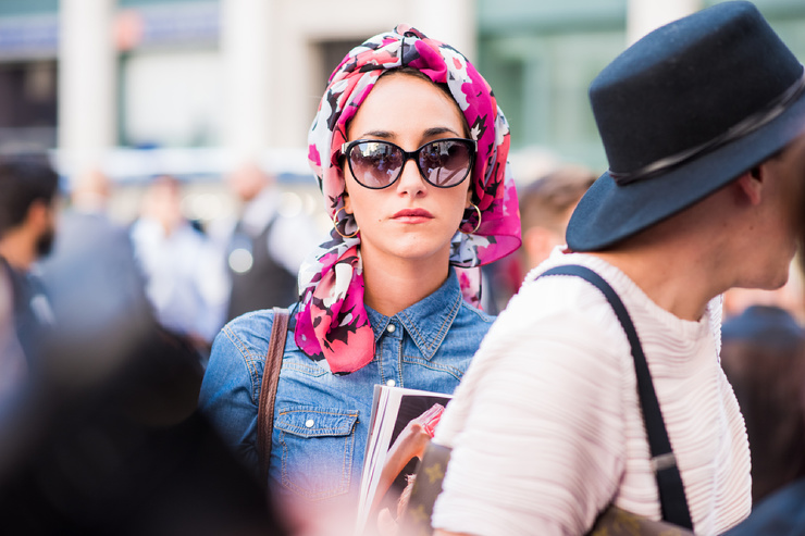 Модная студентка: как платок, пояс, очки и другие аксессуары помогут  изменить образ | Екабу.ру - развлекательный портал