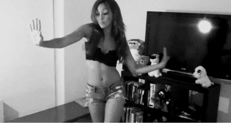 Webcam chick dancing naked