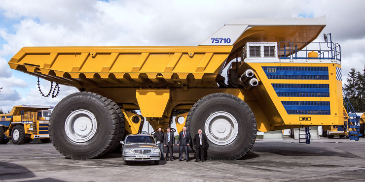 БелАЗ-75710 — наш самый большой в мире грузовик