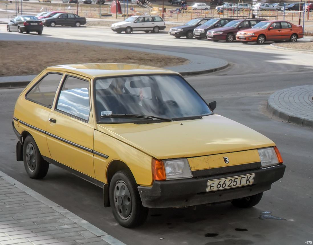 Нижний новгород таврия. ЗАЗ-1102 «Таврия». ZAZ 1102 Таврия. ЗАЗ-1102 «Таврия» СССР. ЗАЗ 1102 Таврия желтая.