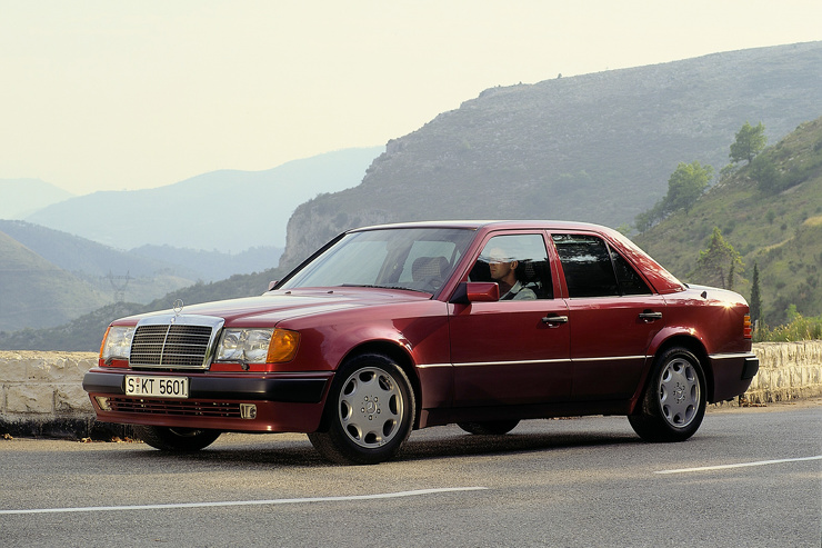 40 лет Mercedes-Benz E-Class W124 Ⅰ фото