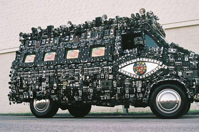 Невероятный Camera Van: как американец построил безумный автомобиль из фотоаппаратов