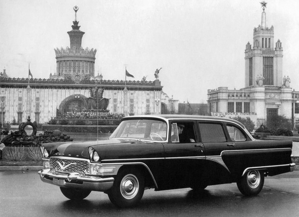 7 фактов про самый красивый советский автомобиль — «Чайка»