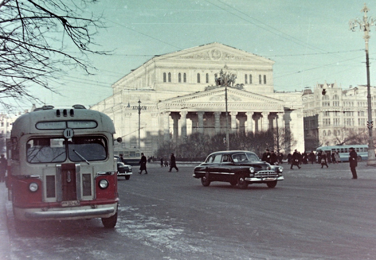 10 цветных фотографий СССР 1950-х годов