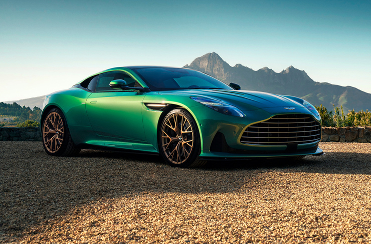 Aston Martin представил «супертурер» DB12 с 680-сильным V8