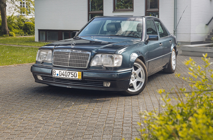 40 лет Mercedes-Benz E-Class W124 Ⅰ фото