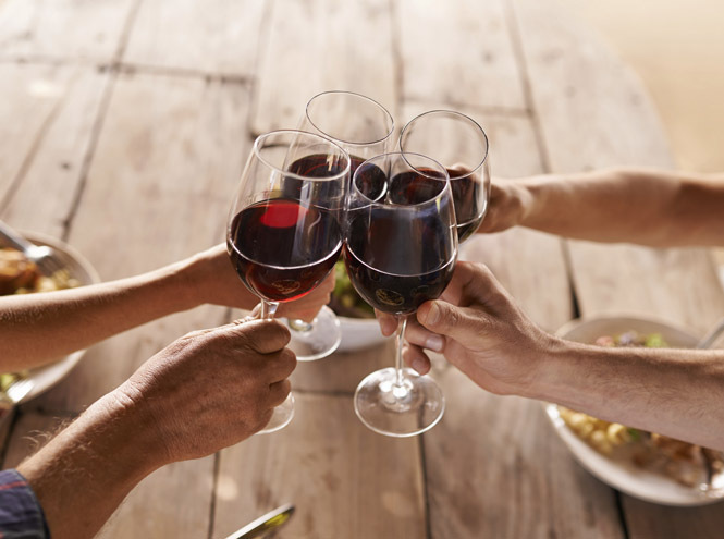 Польза красного вина для психики человека