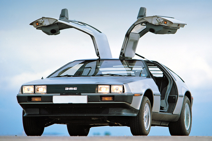 В России выставили на продажу DeLorean из фильма «Назад в будущее»