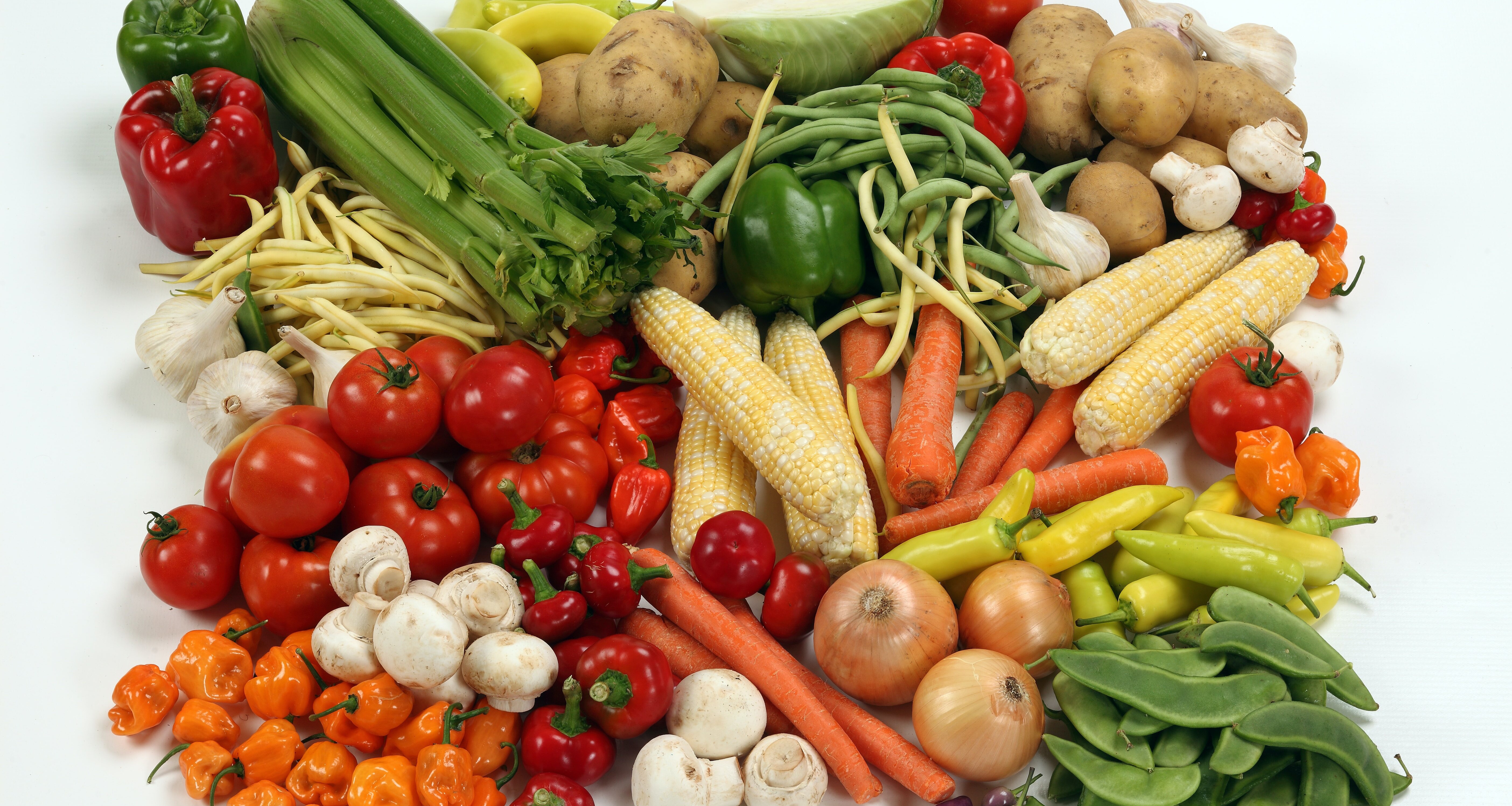 Кушать морковь. Полезных продуктов для организма. Кушать морковь. Кушать морковь. Полезных продуктов для организма.