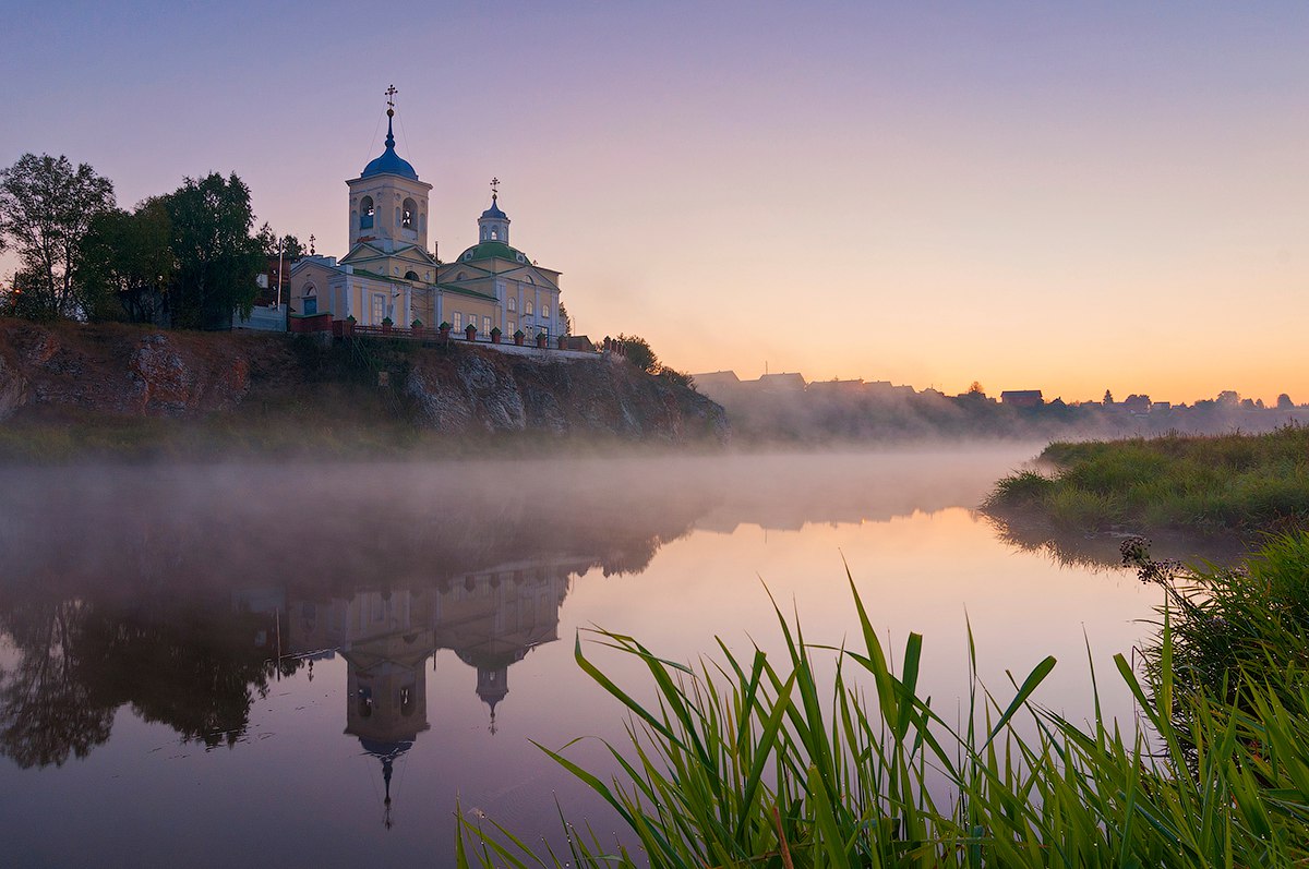 Церковь на реке Чусовая