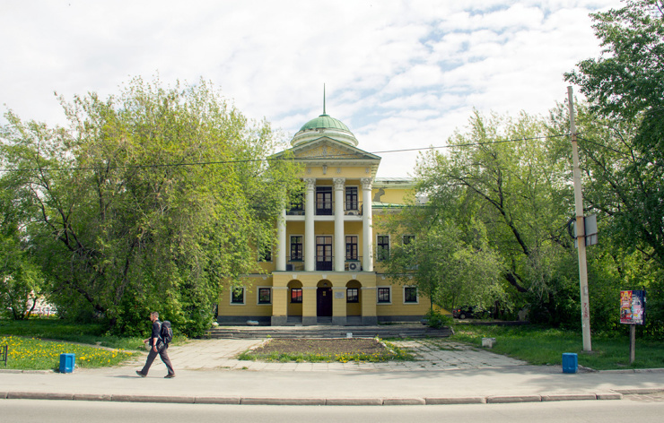 сенная площадь в екатеринбурге