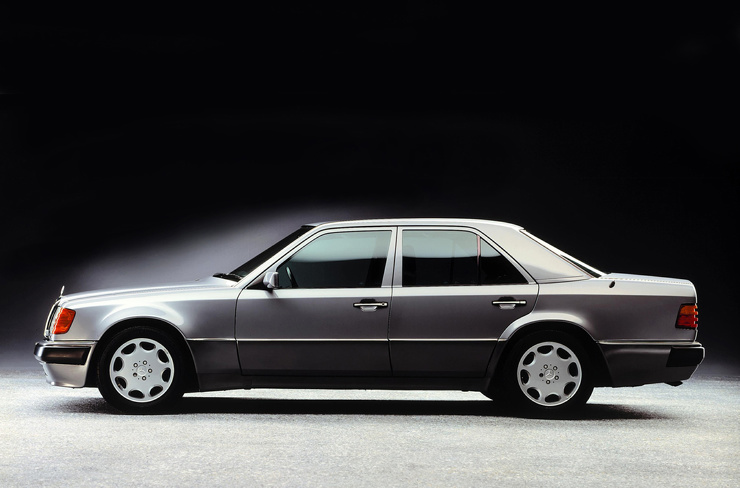 40 лет Mercedes-Benz E-Class W124 Ⅰ фото