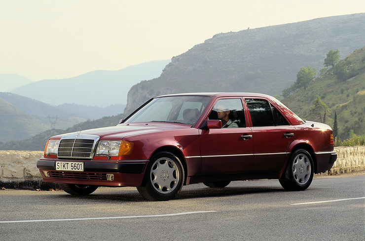 40 лет Mercedes-Benz E-Class W124 Ⅰ фото