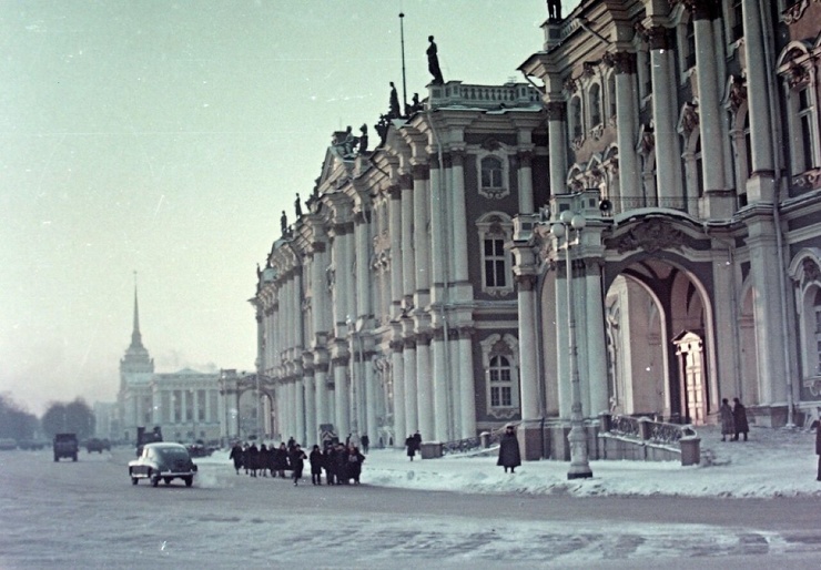 10 цветных фотографий СССР 1950-х годов